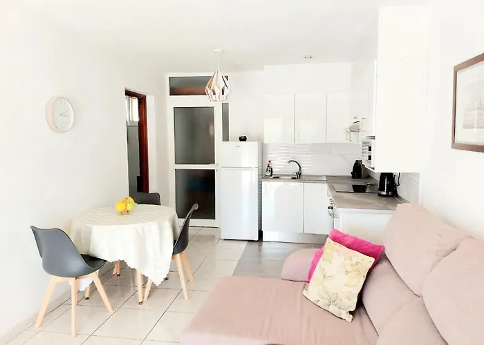 Geranios With Amazing Sea View Air Conditioned Апартаменти Адехе